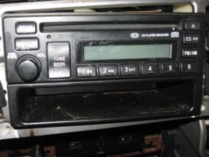 Audio Equipment Radio Am-fm-cassette-cd Fits 03-05 SEDONA 281417 - Picture 1 of 7