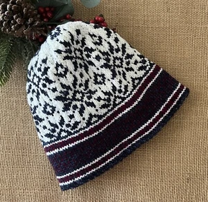 Beautiful Handmade Knit Norwegian Style Colorwork Hat - Adult L - Picture 1 of 4