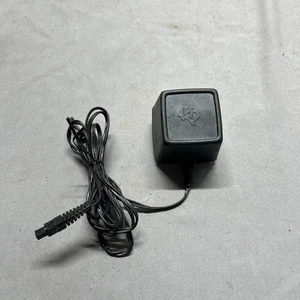 TEXAS INSTRUMENTS CALCULATOR POWER SUPPLY AC 9132 120VAC 6W 5.7VAC 240 MA - Picture 1 of 2