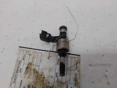 Inyector de combustible de Cadillac SRX 2010 3,0 L 11709101 Foto 1 de 4