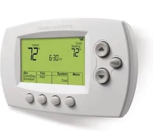 Honeywell Home Smart Thermostat RTH6580WF Store Return New - Picture 1 of 2