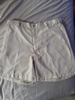 Pantalones cortos Windham Pointe vintage para hombre talla 40 poliéster frente plano bronceado golf Foto 1 de 4