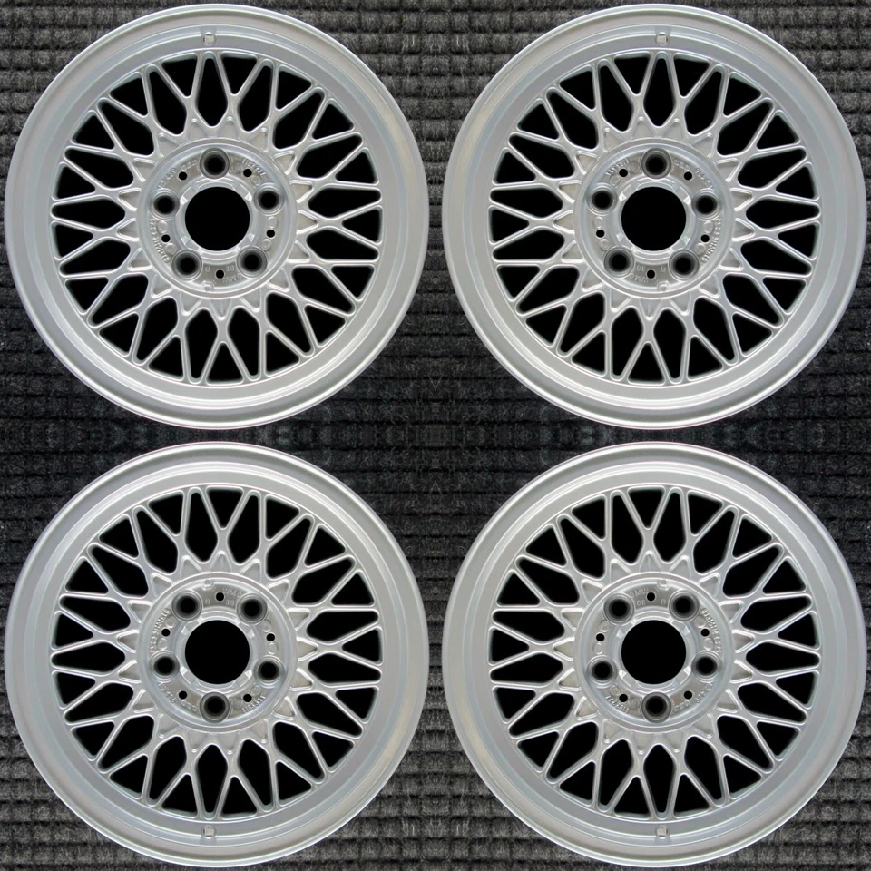 Juego de ruedas BMW 740i pintadas 16" OEM 1994 a 2002 Foto 1 de 1