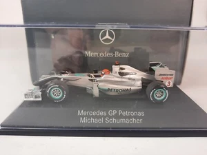 Minichamps Mercedes GP #3 M. Schumacher showcar 2010 dealer box 1/43 B66960068 - Imagen 1 de 5