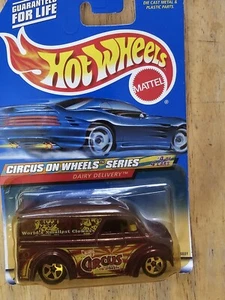 Hot Wheels Dairy Delivery #028 Circus on Wheels Series #4 of 4 - Picture 1 of 4