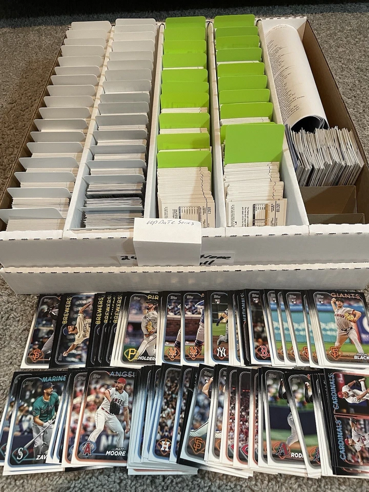 2024 Topps Update , 4 CARD MINIMUM, cards US1-US250, 30% off FREE SHIPPING !! - Image 1 of 1