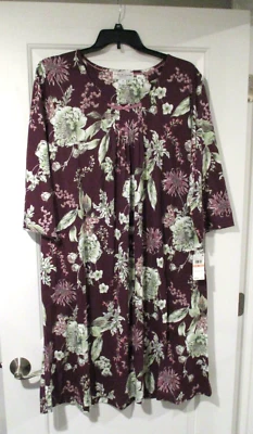 Miss Elaine Long Nightgown 3/4 sleeves and pockets plus size 2X - Image 1 of 4