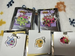 Digimon Adventure Ackey Charm - Picture 1 of 7