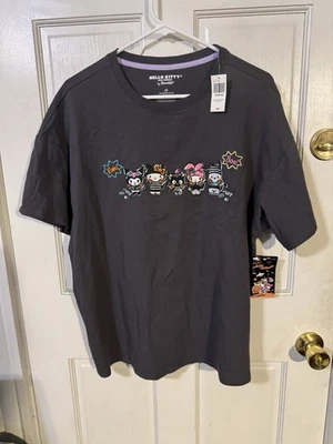 Camiseta de Halloween Hello Kitty And Friends para mujer talla mediana nueva Pp21”/L26” Foto 1 de 2
