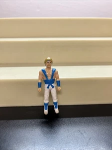Vintage 1986 Karate Kommandos Kung Fu Chuck Norris Actionfigur Schlüsselanhänger E1 - Bild 1 von 2