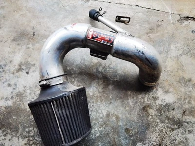 INJEN AIR INTAKE TOYOTA PRIUS C - Image 1 of 4