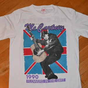 *1990 PAUL McCARTNEY* vtg 80's 90's Concert Tour tee shirt (M/L) Wings Beatles - Picture 1 of 4