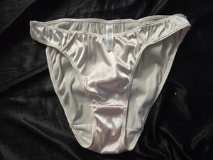  Satin Bikini Höschen Gr. 6 - Bild 1 von 1