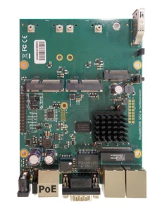 MIKROTIK Potente OEM RouterBOARD Gigabit LAN y dos ranuras miniPCIe RBM33G - Imagen 1 de 2