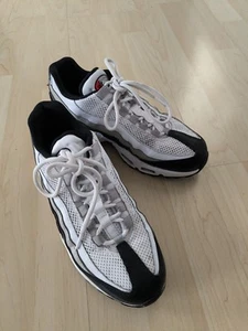 Nike Air Max 95 gr.39 weiß Schwarz Turnschuhe - Bild 1 von 5