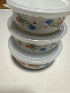 Vintage Set Of 3 Nesting Enamel Mixing Bowls With Blue And Yellow Flowers - Picture 1 of 7