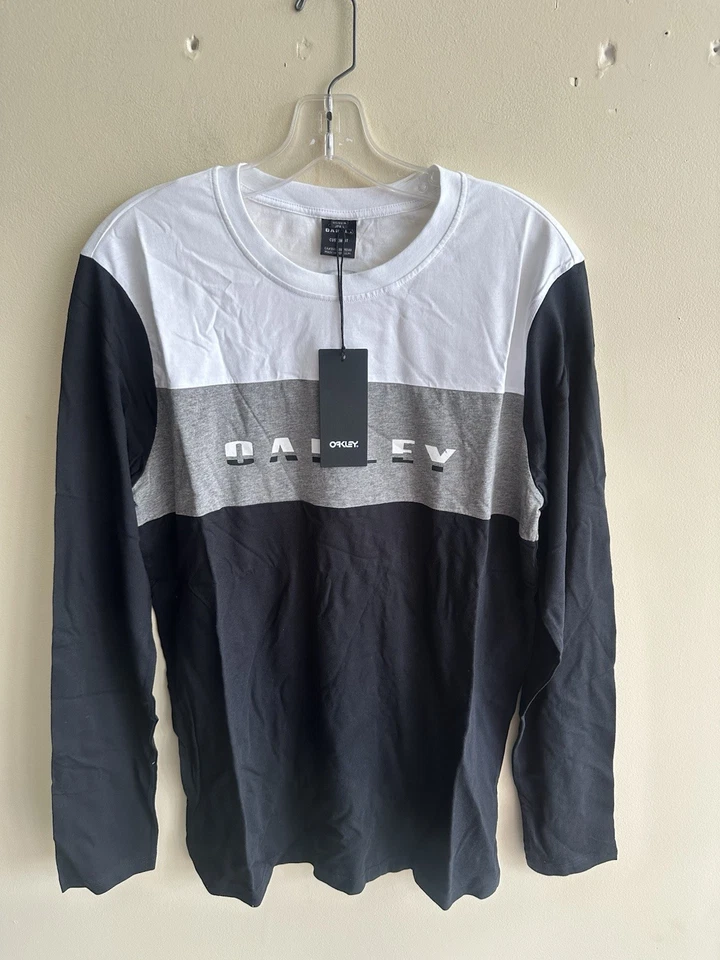 Oakley Men's T Shirt Cali Long Sleeve Crew Logo Tee Black And White 457561 S406