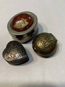 Vintage Schmuck Pillen Aufnäher Boxen Silber Messing Lot 3 Diff Waschtisch Kommode Schreibtisch - Bild 1 von 8