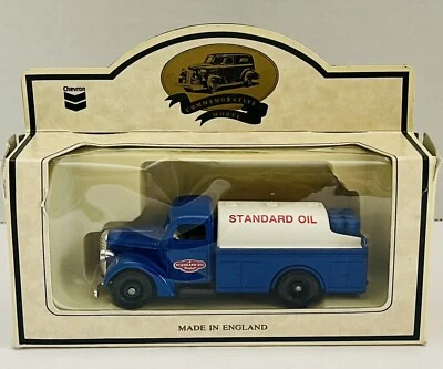 Vintage Days Gone Lledo Die Cast 1936 Farm Delivery Truck Standard Oil - Image 1 of 4