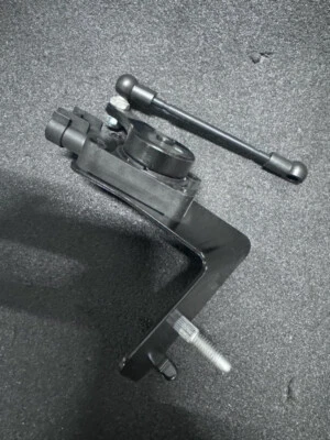 Sensor electrónico de posición trasera Chevrolet Camaro 2010-2012 suspensión izquierda Foto 1 de 2