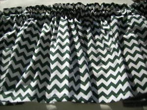 Handmade Valance hunter green chevron - Picture 1 of 1