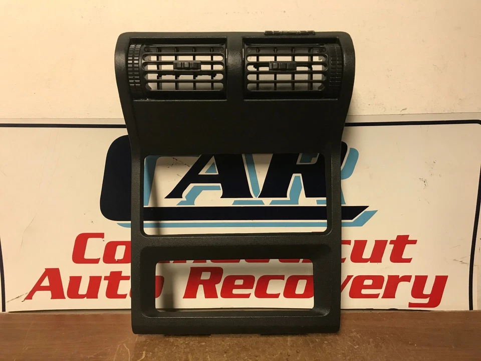 Chevrolet Corsica 1995 tablero bisel ventilación #211 Foto 1 de 4