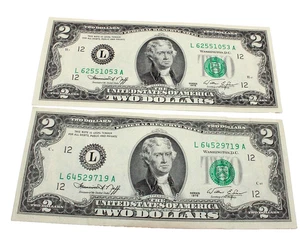1976 TWO $2 Two Dollar Bill Federal Reserve L62551053A L64529719A - Picture 1 of 2