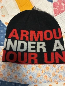 Under Armour Beanie Hat Cap Boys Youth 8-20 Black/ Red/ Gray - Picture 1 of 5