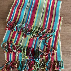 Pier 1 Imports bunte Multistreifen mit Fransen Napperon Tischsets 3er Set - Bild 1 von 3