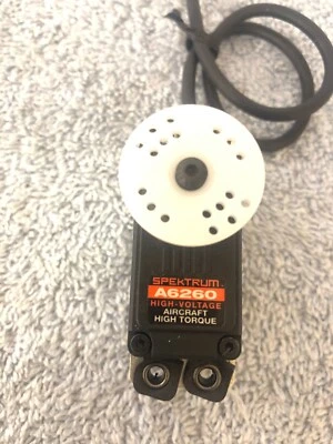 Spektrum RC A6260 High Voltage Ultra Hi-Torque Metal Gear Digital Aircraft Servo - Image 1 of 4