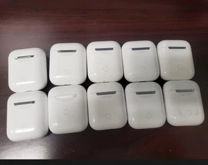 Lot of 10 Apple AirPods 1st /2nd Gen A1602 Replacement Charging Cases Only - Photo 1 sur 3