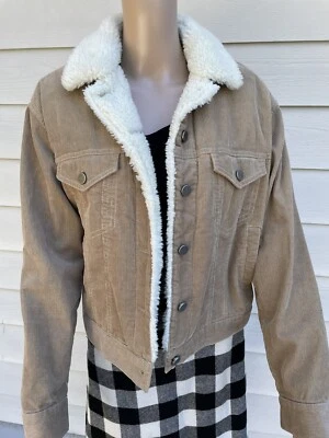 Chaqueta de pana marrón beige de ASOS US 8 UK 12, ribete de cuello polar Foto 1 de 4