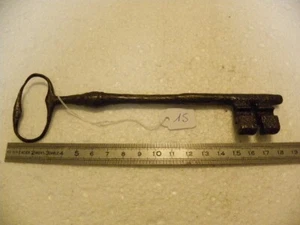 lot 15 ancienne clé fer forgé - Photo 1/2