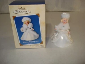 HALLMARK COLLECTIBLE ORNAMENT ~ WINTER WONDERLAND 2002 ~ NEW IN ORIGINALBOX - Picture 1 of 1