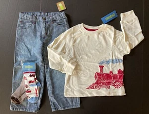 Camiseta y calcetines de tren Gymboree Holiday Express 3T nuevos con etiquetas y pantalones a rayas de ferrocarril - Imagen 1 de 2