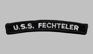 US Navy DD-870 USS Fechteler Destroyer UIM Spalla Rocker Tab (02) - Foto 1 di 1