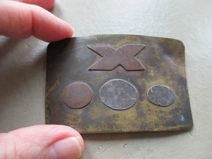 ANTIQUE VINTAGE  ART DECO ARTS & CRAFTS BRASS METAL OXO STATEMENT BROOCH OLD UK - Picture 1 of 4