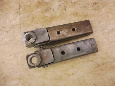 Yamaha YA6 YA-6 1965 Santa Barbara Y127-5' juego de reposapiés de pasajero trasero Foto 1 de 4