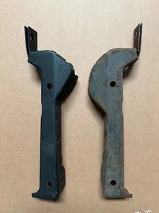 1971 - 1972 Chevelle El Camino Grille Brackets Original GM - Picture 1 of 2