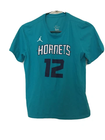 Nike Boys T-Shirt NBA Charlotte Hornets Juwan Howard Size Large Cover