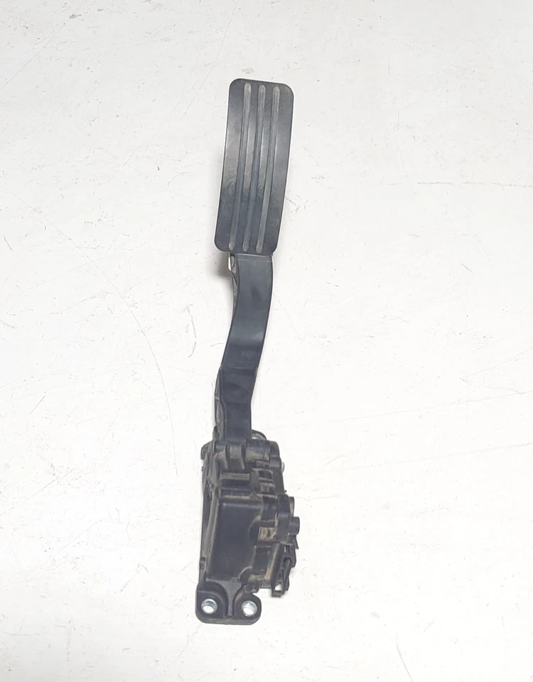 Pedal acelerador para renault duster 8200501553B 2012-2016 Foto 1 de 4
