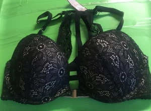 Victoria’s Secret 32C Very Sexy Black Front Closure Pushup Bra - Picture 1 of 5