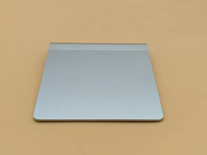 Apple Magic Trackpad Silber A1339 Multi-Touch (900) - Bild 1 von 6