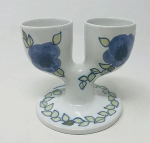 Troika handbemalter doppelter Eierbecher mit Blumenmuster. - Bild 1 von 4