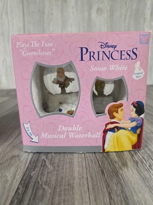 Disney Princesa Blancanieves Enanos Doble Musical Waterball Mangas Verdes Foto 1 de 4