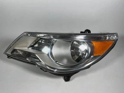 Левая галогенная фара в сборе для Volkswagen Routan 2009–2014 годов выпуска - Изображение 1 из 4