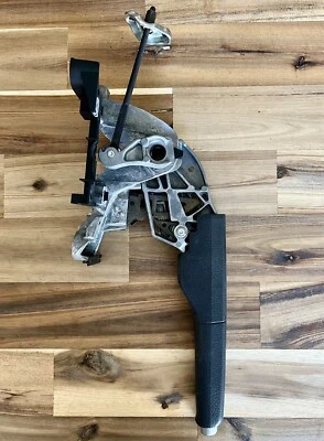 Volkswagen MK6 10-14 Golf GTI R Emergency Parking Hand Brake 1K0711303M Foto 1 de 4