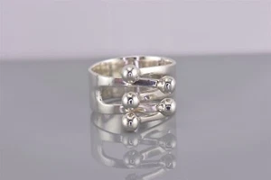 Anillo de plata esterlina 16 mm con cuentas de puño entrecruzado con banda 925 talla: 10 - Imagen 1 de 8