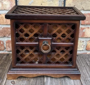 Vintage Wooden Musical Jewelry Box WORKS Gold Lined Lattice Door/Top Japan - Picture 1 of 16