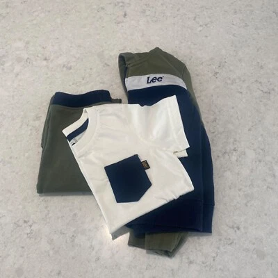 Conjunto de 3 pantalones de chándal Lee para niños talla 5 azul marino y verde camiseta y sudadera con capucha con cremallera Foto 1 de 4